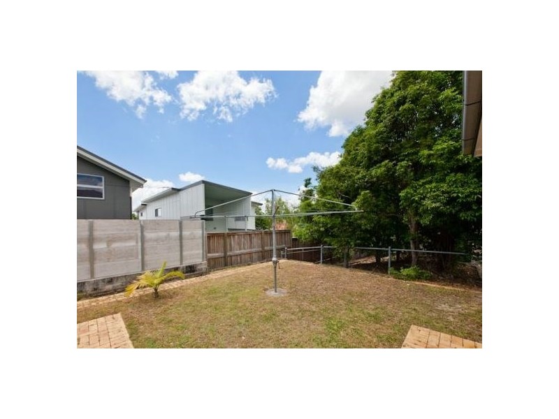 2/12 Dacca Street, Red Hill QLD 4059