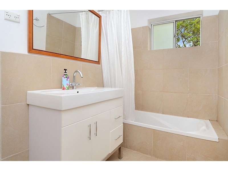 4/68 Crosby Road, Albion QLD 4010