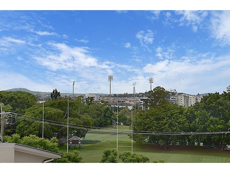 4/68 Crosby Road, Albion QLD 4010