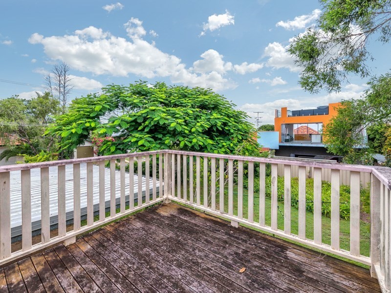 30 Highcrest Avenue, Wavell Heights QLD 4012