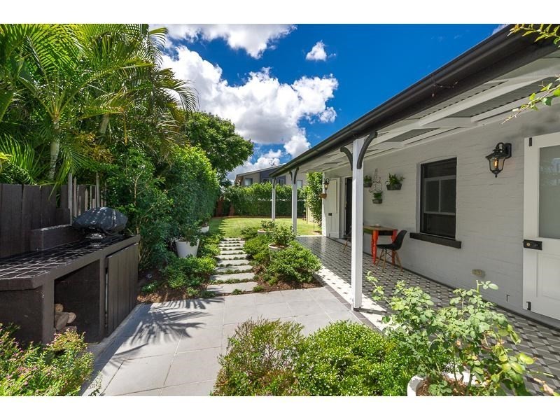 15 Beaufort Street, Alderley QLD 4051