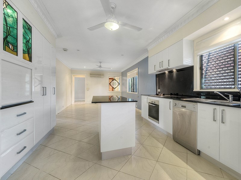 125 Main Avenue, Wavell Heights QLD 4012