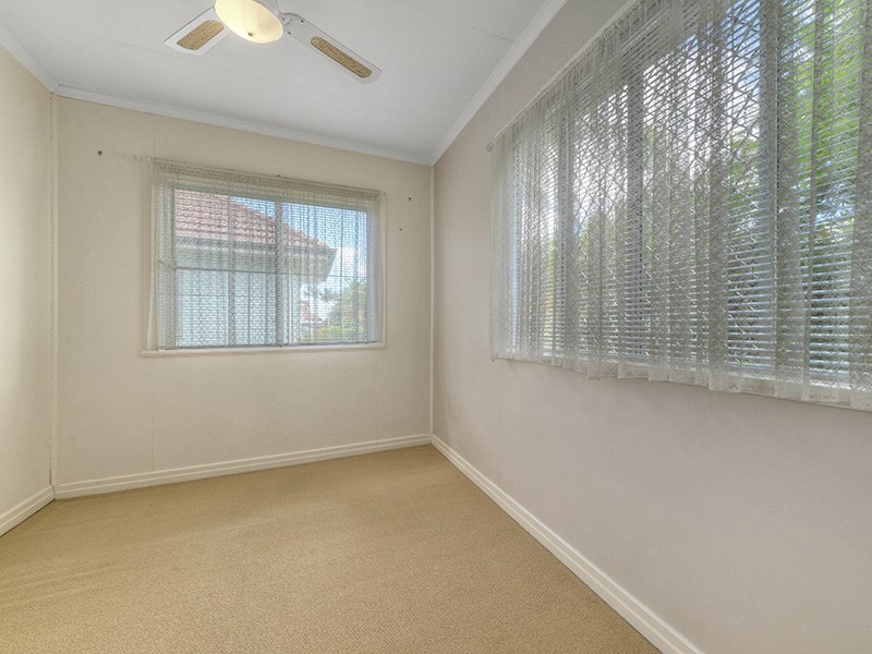 125 Main Avenue, Wavell Heights QLD 4012