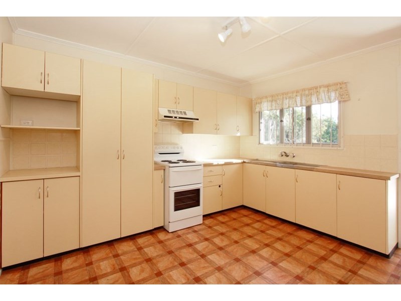 37 Corowa Street, Wavell Heights QLD 4012