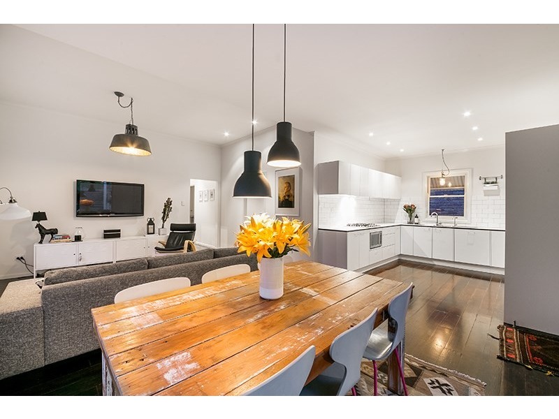 16 Sixth Avenue, Windsor QLD 4030