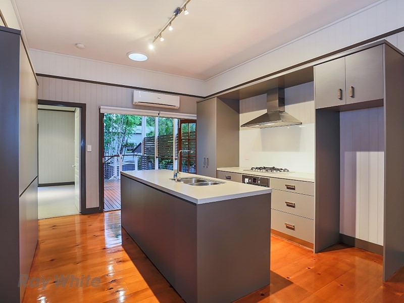 42 Myrtle Street, Grange QLD 4051