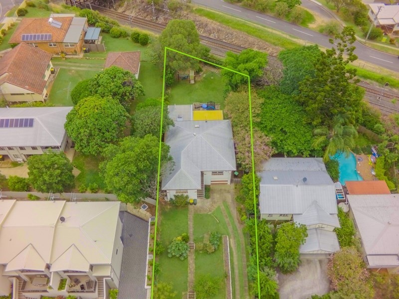 24 WAKEFIELD Street, Alderley QLD 4051