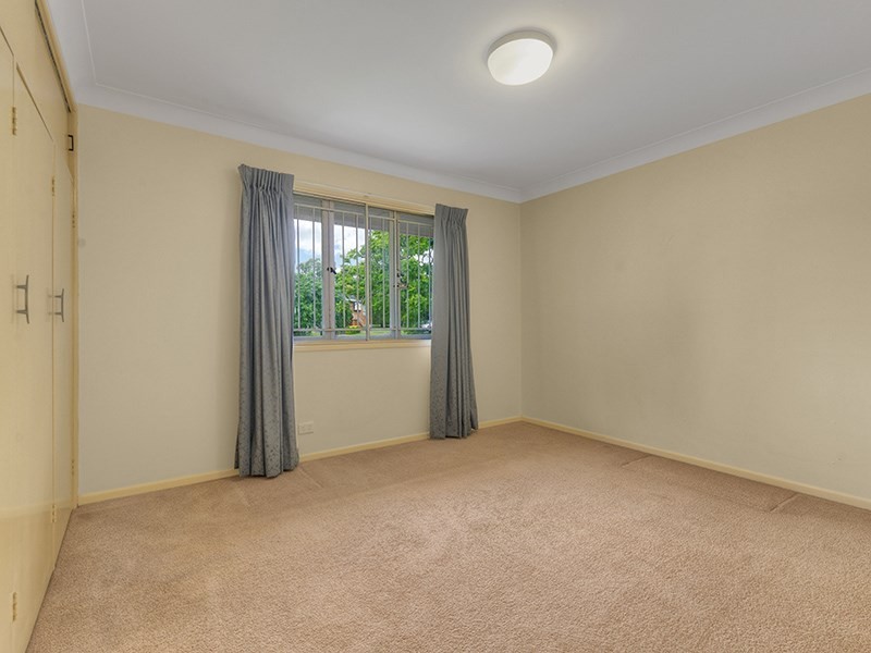 6 Euratha Street, Stafford Heights QLD 4053