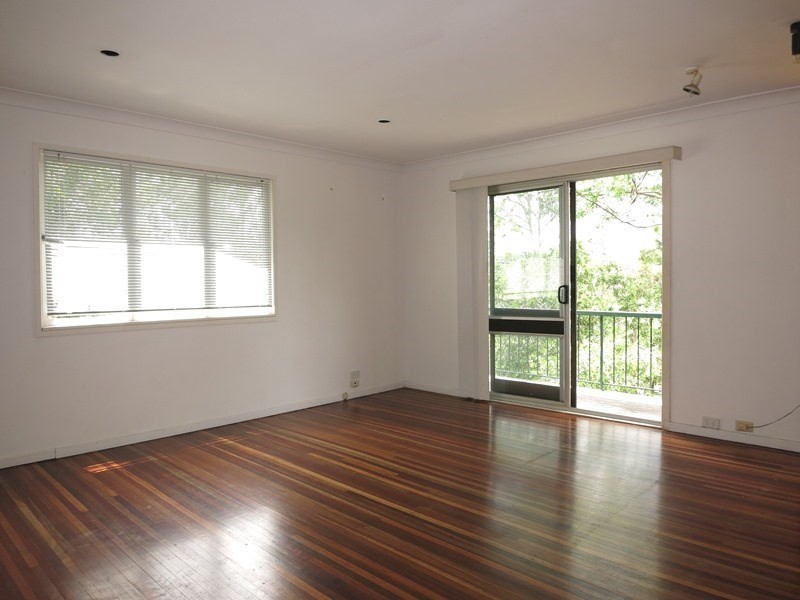 4 Baronia Court, Everton Hills QLD 4053