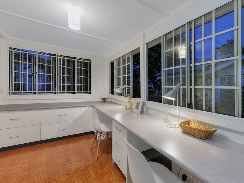 22 Myrtle Street, Grange QLD 4051