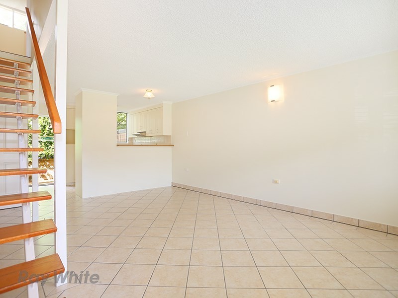 2/24 Gail Street, Kedron QLD 4031