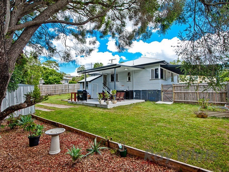 24 Castling Street, Stafford QLD 4053