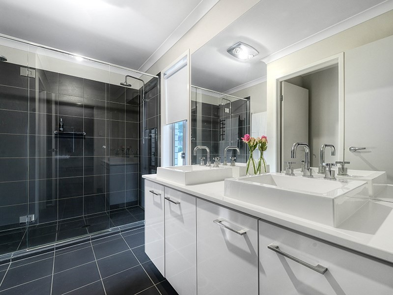 26 Yallamurra Street, The Gap QLD 4061