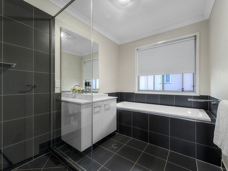 26 Yallamurra Street, The Gap QLD 4061