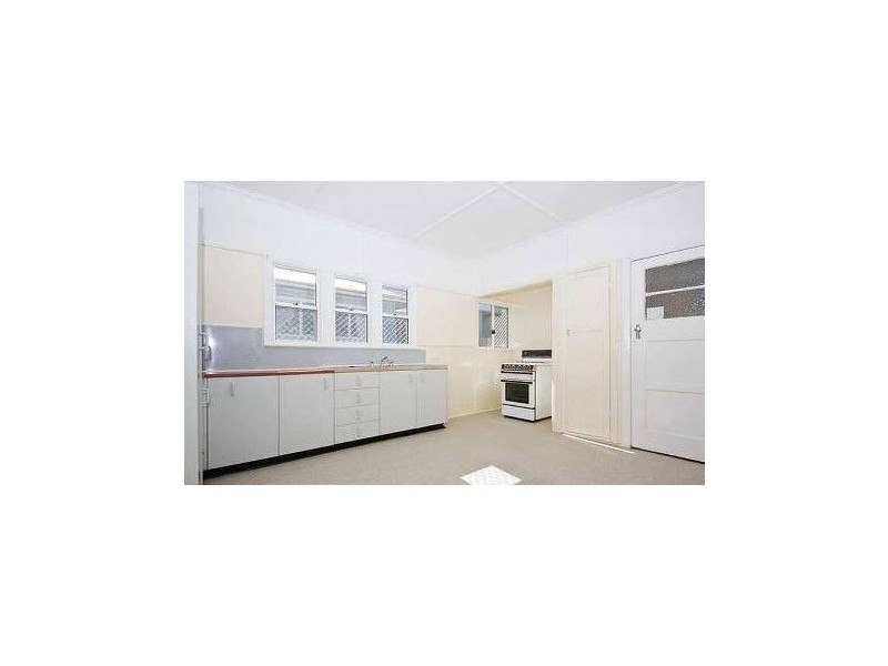 39 Buddina Street, Stafford QLD 4053