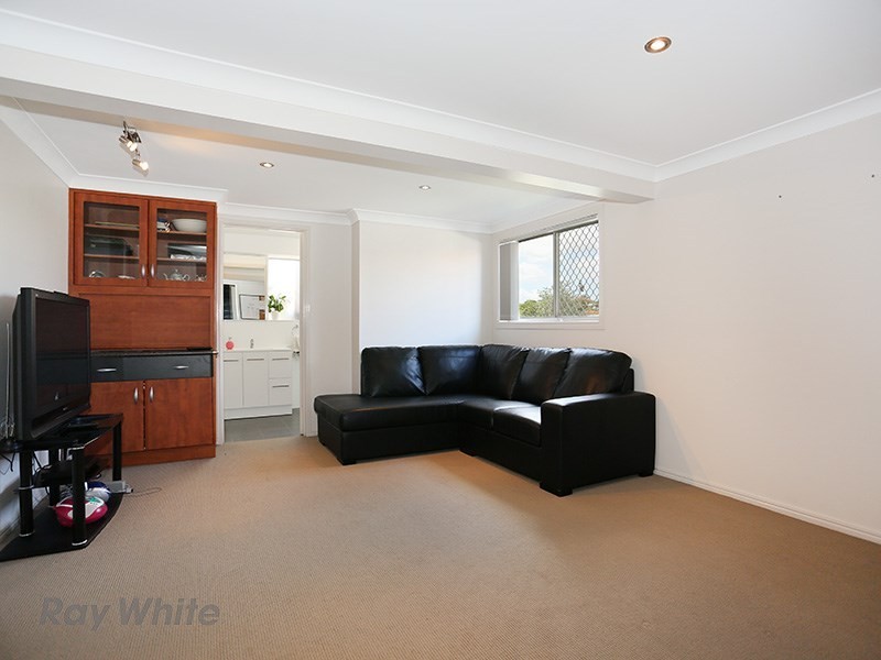 27 Maundrell Terrace, Chermside West QLD 4032