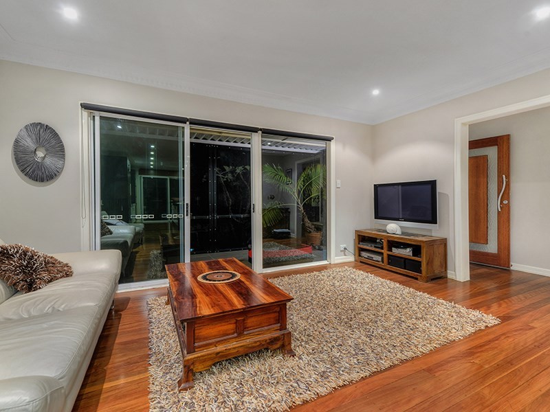 24 Blandford Street, Grange QLD 4051