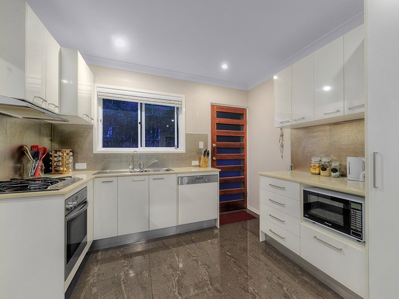 24 Blandford Street, Grange QLD 4051