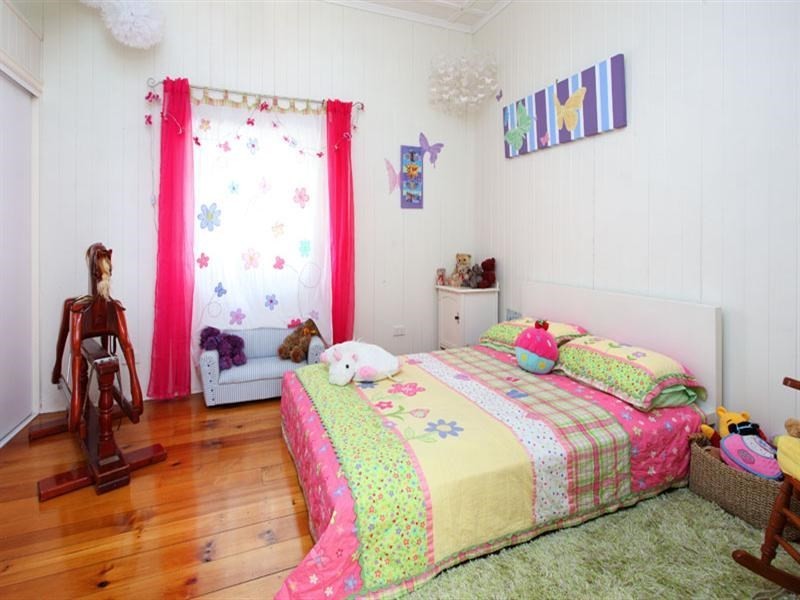 69 Vardon Street, Wilston QLD 4051