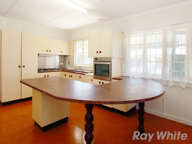 17 Allowrie Street, Stafford QLD 4053