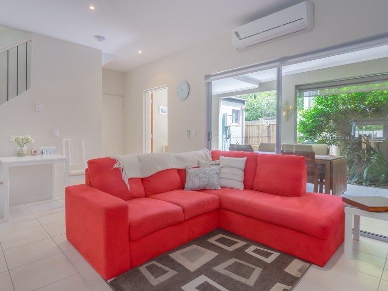 2/15 Stellmach Street, Everton Park QLD 4053