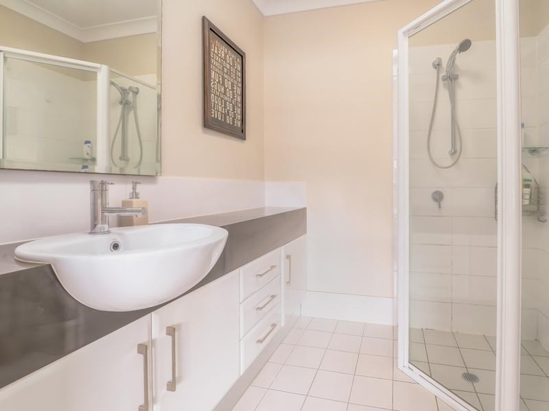 2/15 Stellmach Street, Everton Park QLD 4053