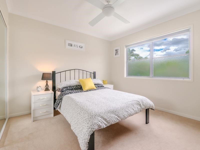 2/15 Stellmach Street, Everton Park QLD 4053