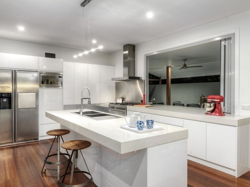 2 Angliss Street, Wilston QLD 4051