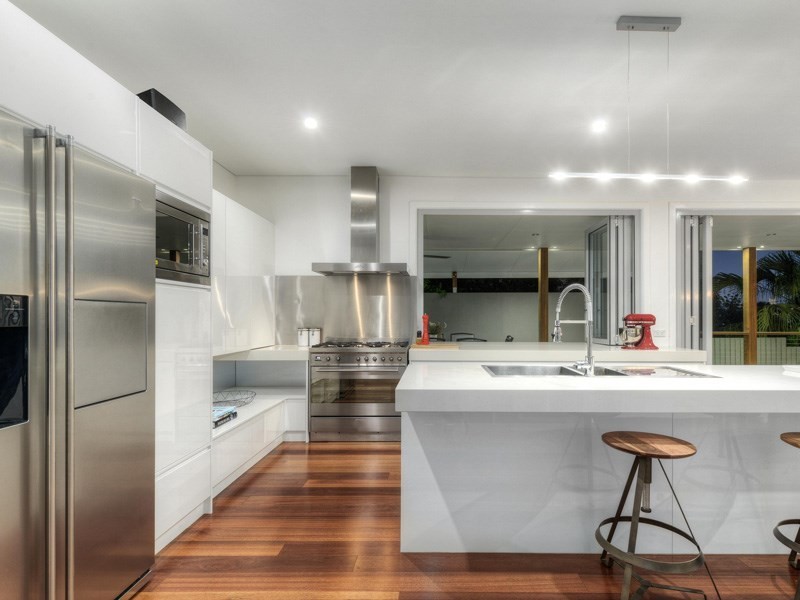 2 Angliss Street, Wilston QLD 4051