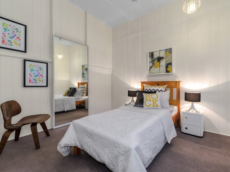 72 Coopers Camp Road, Bardon QLD 4065