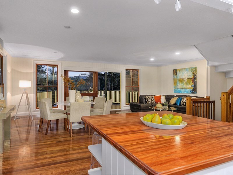 72 Coopers Camp Road, Bardon QLD 4065