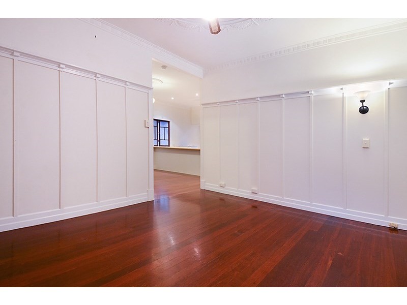 29 Tenth Avenue, Windsor QLD 4030