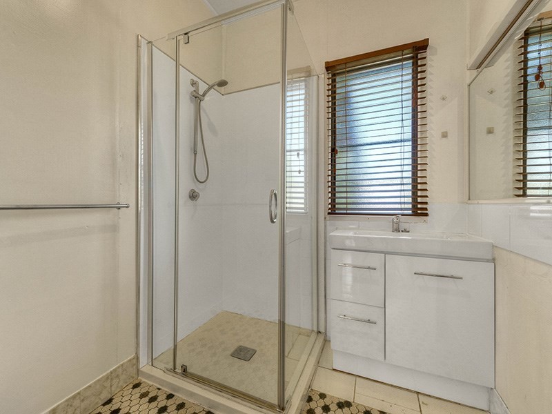 119 Clifford Street, Stafford Heights QLD 4053