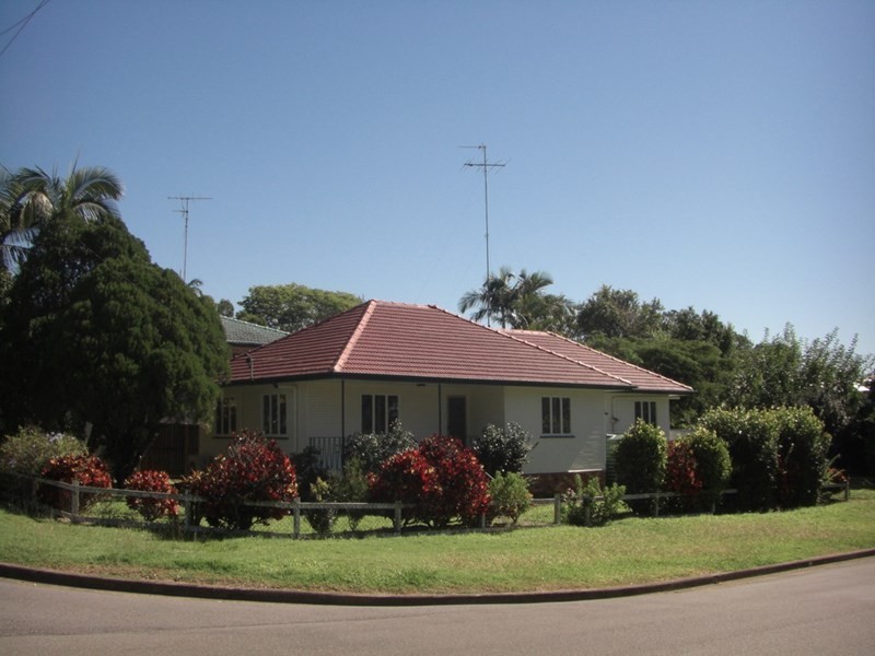 35 Macnaughton Street, Stafford QLD 4053