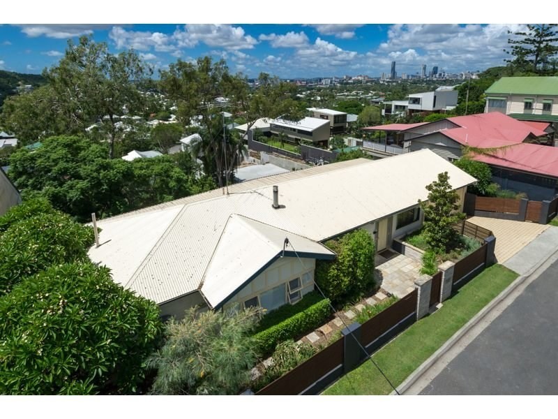 12 Watson Street, Newmarket QLD 4051