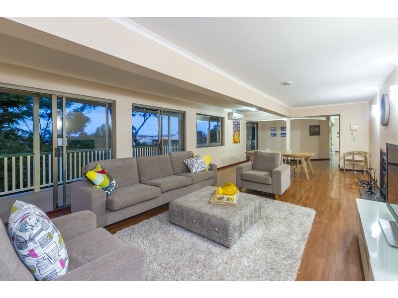 12 Watson Street, Newmarket QLD 4051