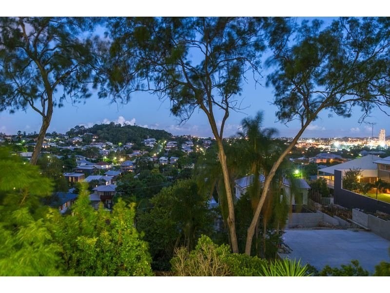 12 Watson Street, Newmarket QLD 4051