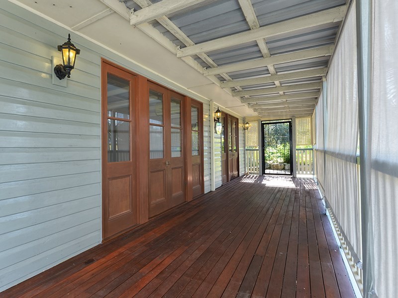 33 Thuruna Street, Stafford QLD 4053