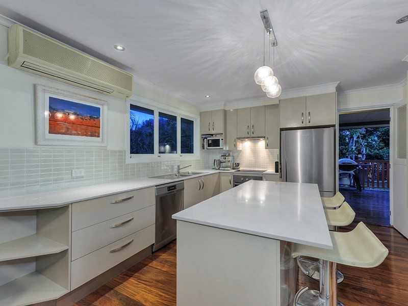 17 Caronga Street, Wavell Heights QLD 4012