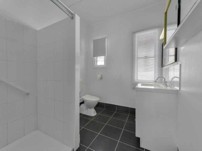 79 Lizzie Street, Bardon QLD 4065