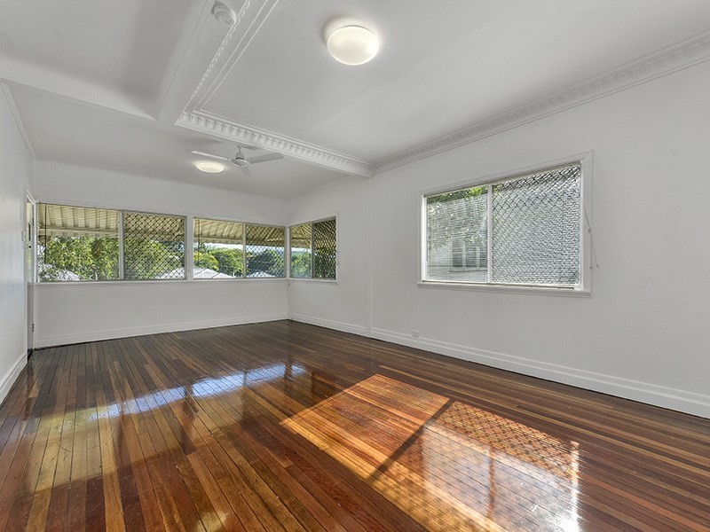 79 Lizzie Street, Bardon QLD 4065