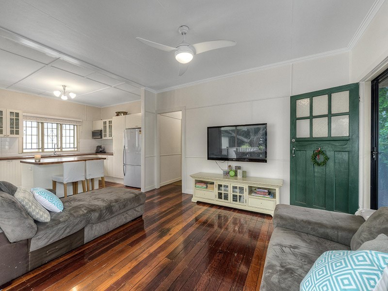 36 Hoolan Street, Stafford QLD 4053