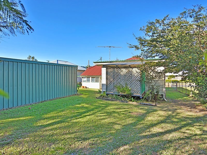 16 Hoolan Street, Stafford QLD 4053