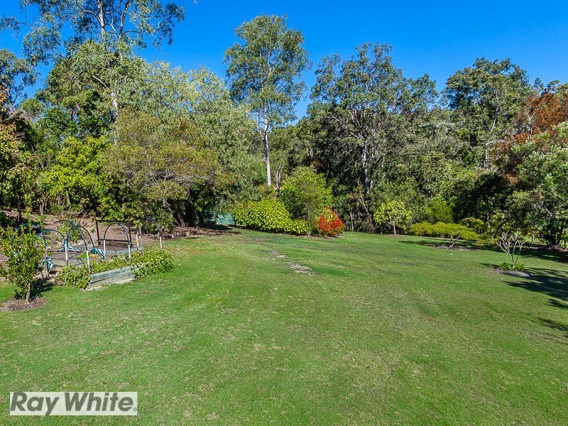 9 Dunn Court, Bunya QLD 4055