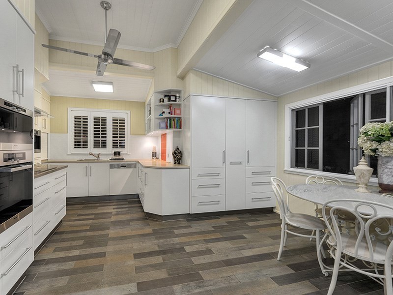 4 Derby Street, Hendra QLD 4011