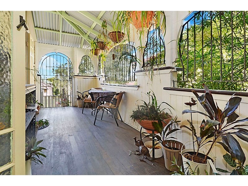 38 Glenfern Avenue, Kedron QLD 4031