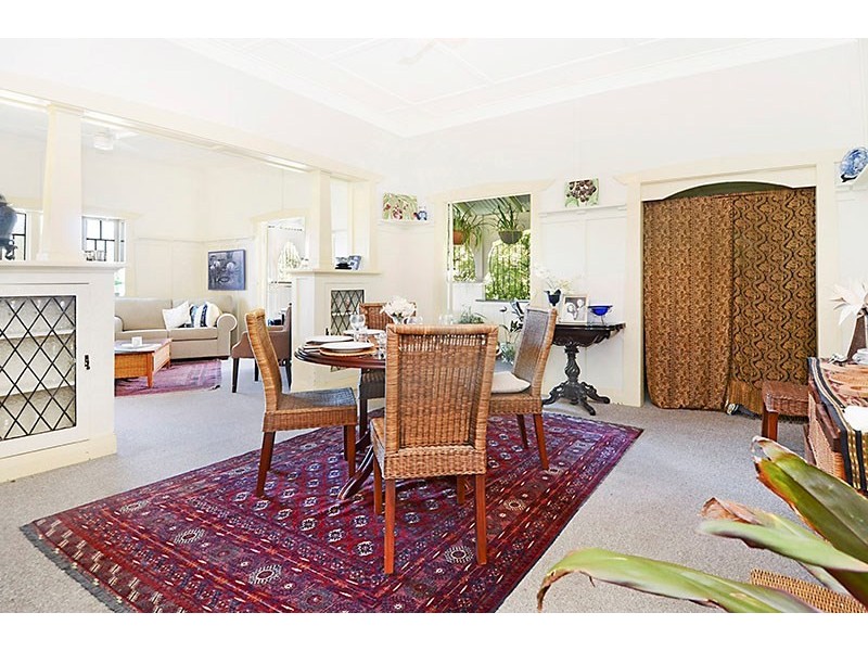 38 Glenfern Avenue, Kedron QLD 4031