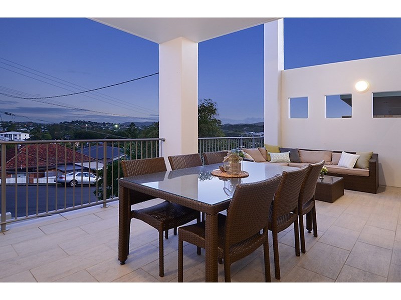 25 Highland Street, Gordon Park QLD 4031