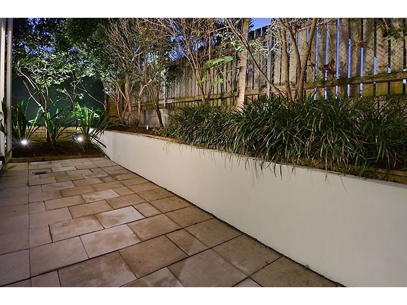 25 Highland Street, Gordon Park QLD 4031