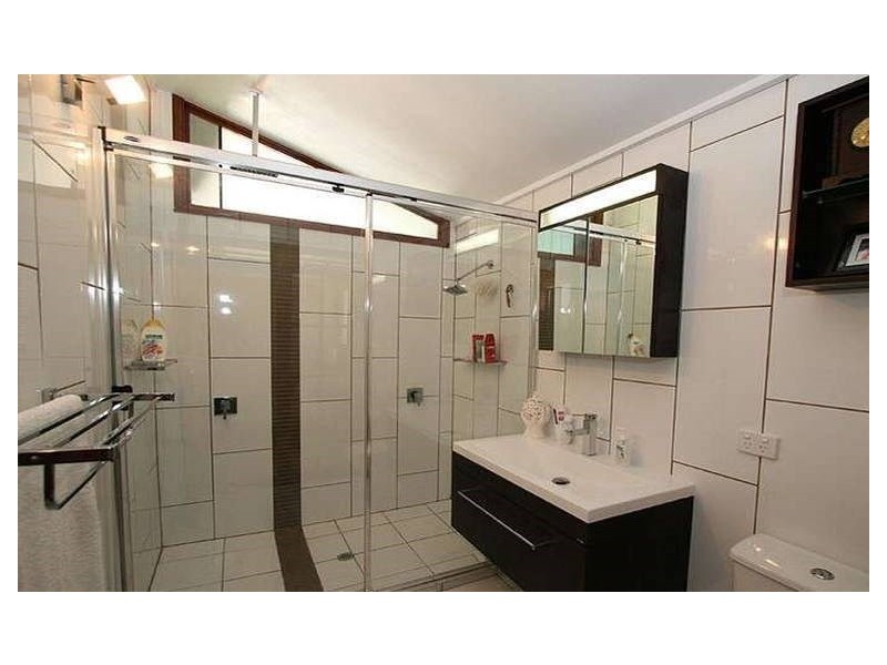 19 McCawley Street, Stafford QLD 4053